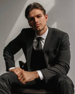 Владислав Романов